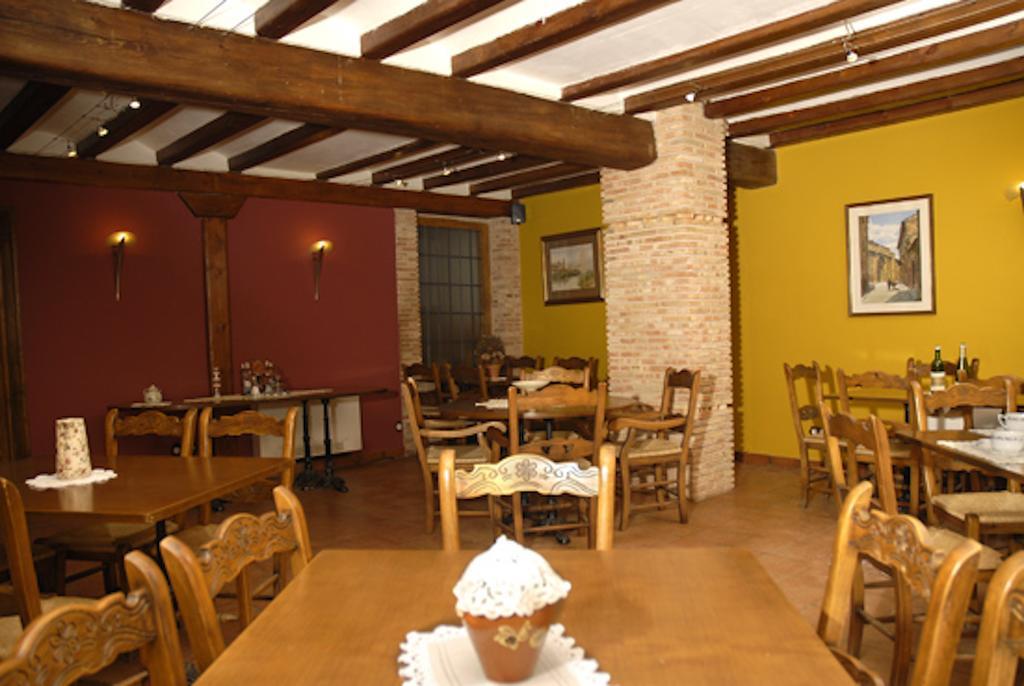 Parador De Santa Rita Molina de Aragon Exterior photo